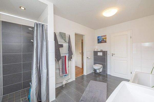 Wannen- und Duschbad