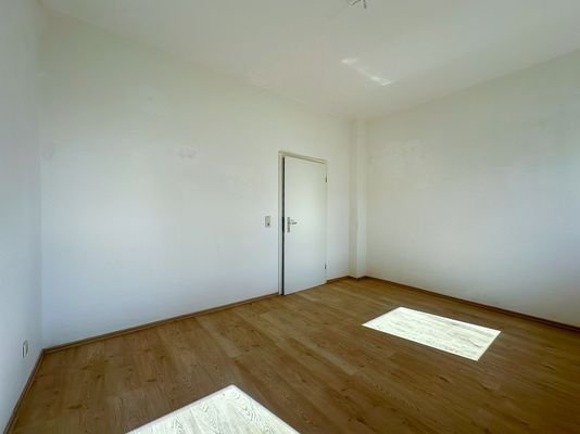 2. Schlafzimmer 