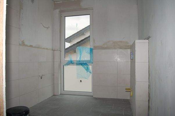 RH 08 OG Badezimmer.JPG