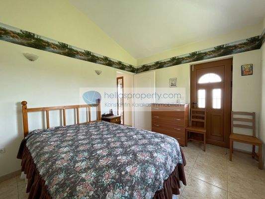 8dd49ec628f649dbbe7bbb7a83f3a0d6-original