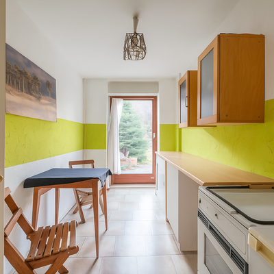 Küche mit Garten Zugang