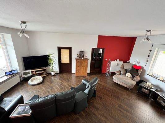 Wohnzimmer mit Kamin