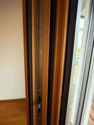 Detail Holz-Alu-Fenster
