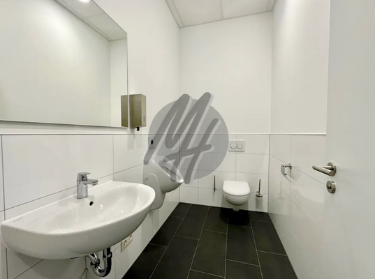 INFOS UNTER: 06171-586000