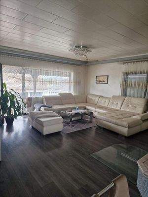 Teilansicht Wohnzimmer.jpeg