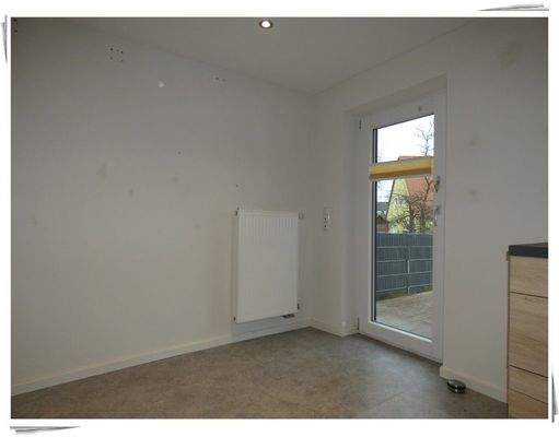 Essplatz und Ausgang Terrasse