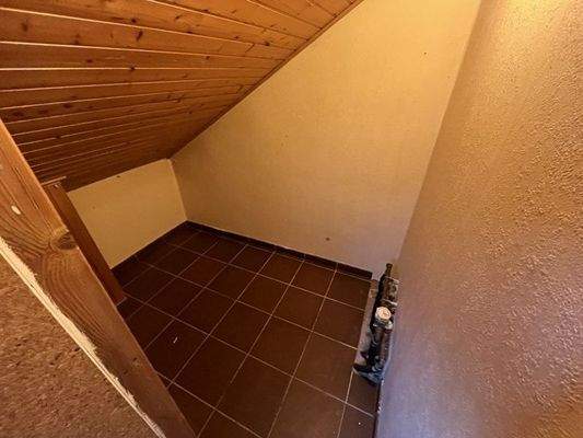 Abstellkammer neben Küche