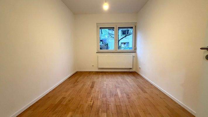 Kinderzimmer/Arbeitszimmer