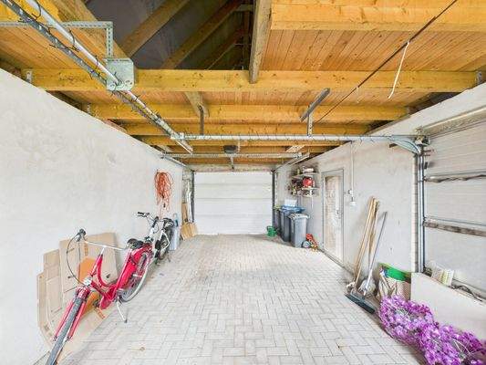 CAM03784G0-PR0065-STILL012