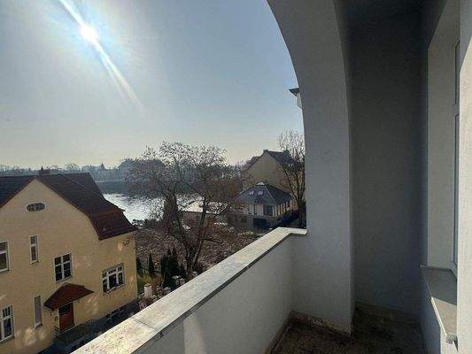 Loggia Ausblick z. Schoss &amp; Altstadt Wasser 