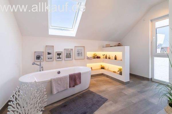 kleine weiße Badewanne