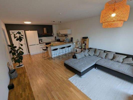 Wohnzimmer mit Küche