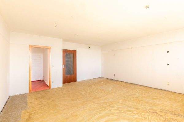 Weitere Perspektive mit Blick zur Küche