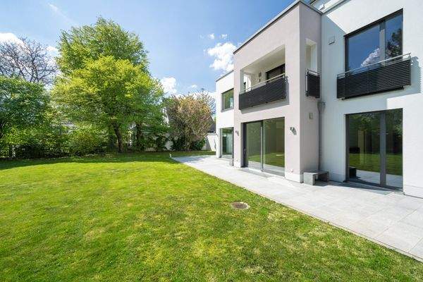 Terrasse_mit_Suedausrichtung