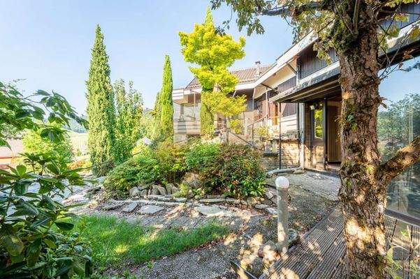 haus-baden-baden-neuweier-garten-wolf-immobilien