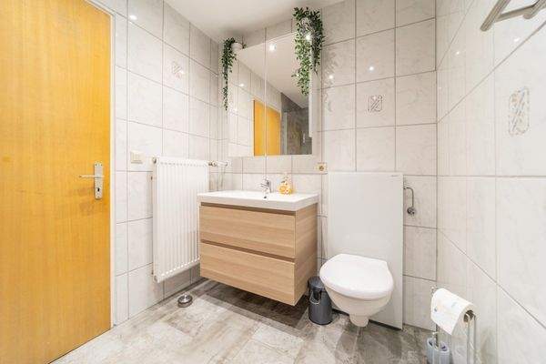 Bad Einliegerwohnung