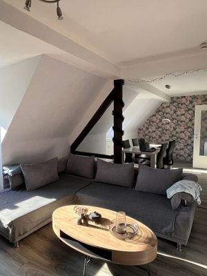 Wohnzimmer mit Eßbereich