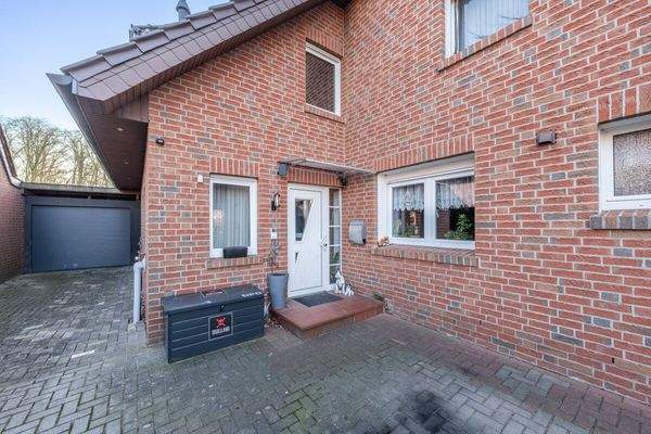 Der Eingangsbereich des Anbaus