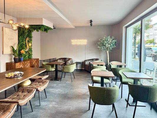 Café im Vorderhaus