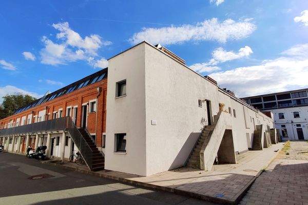 Gebäude-Außenansicht