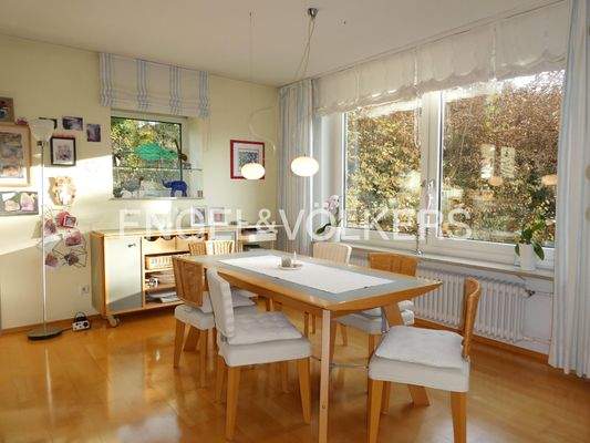 Essbereich nebst Küche