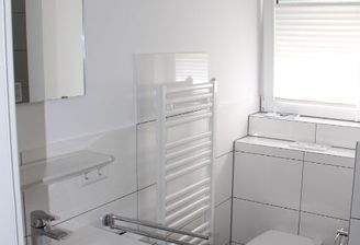 Tageslicht-Bad - I. Teilansicht