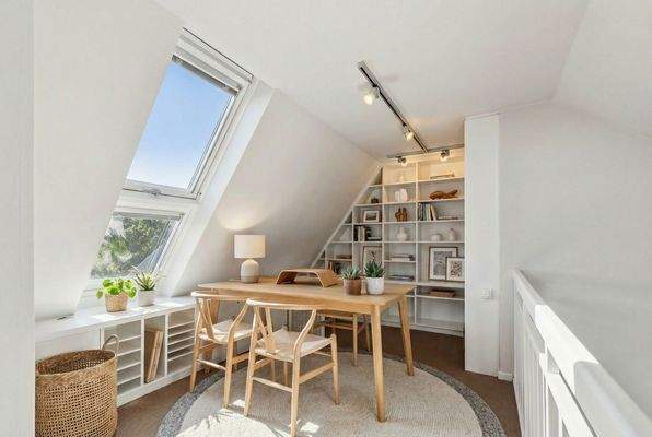 Praktischer Arbeitsbereich auf der Galerie (Visualisierung)