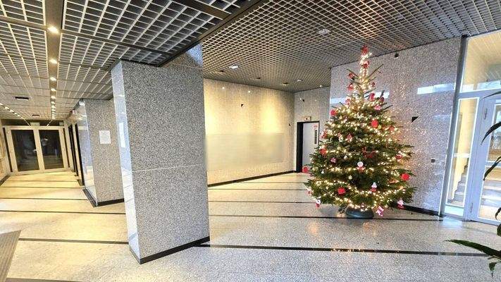 Gepflegte Lobby im Eingangsbereich