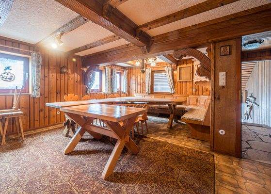 Nebengebäude_OG_Partyraum (3)