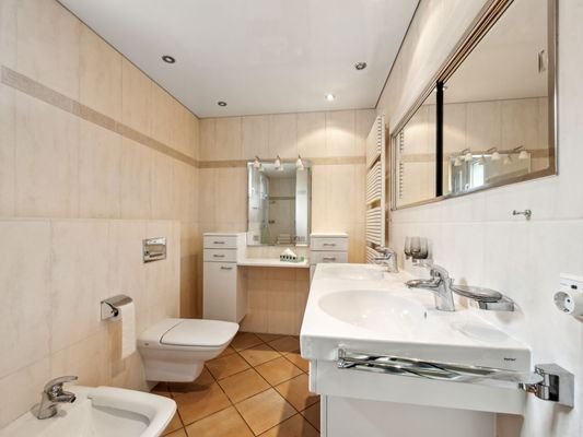 Badezimmer I