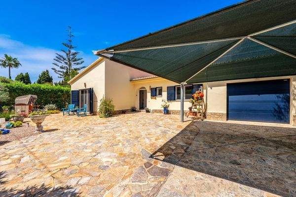 b6d9694e-5d76-4c99-a5ea-6ef650d05b3f