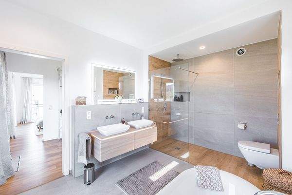 Mark Freybott Bad Okal Haus ()