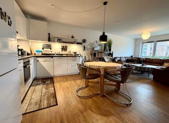 Schöner Wohn-/Essbereich