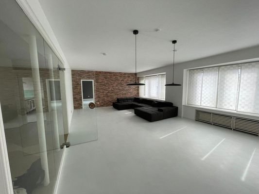 Wohnzimmer & Esszimmer