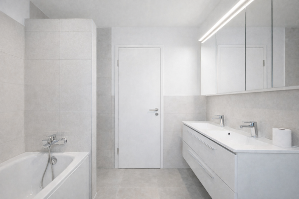 ERDGESCHOSS - BADEZIMMER | NACHHER (KI)