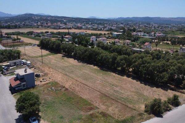 Kreta, Tavronitis: Erstklassiges Strandgrundstück mit malerischem Meerblick zu verkaufen