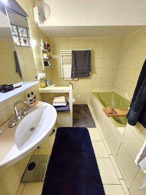 Apartament / Badezimmer