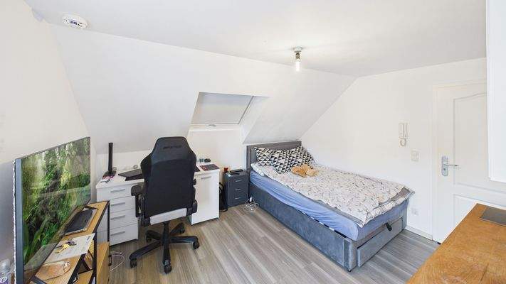 1-Zimmer-Apartment mit offenem Wohn- und Schlafbereich 4.OG