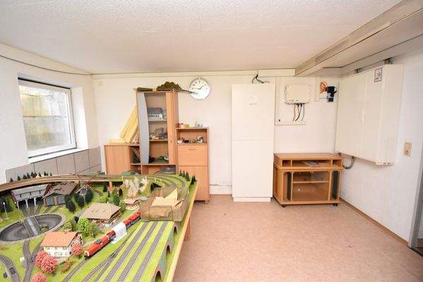 KG Raum 1 mit PV-Speicher