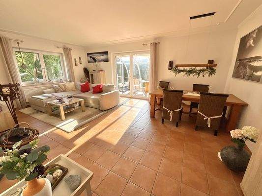 11526 Wohn-Essbereich 