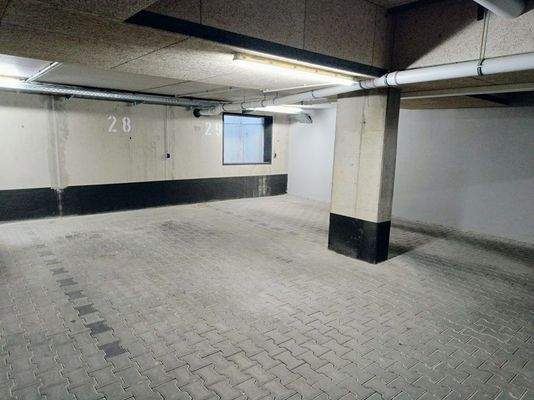 Tiefgaragenstellplatz