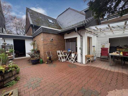 gepflasterter Innenhof