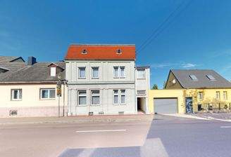 Strassenansicht Ostseite