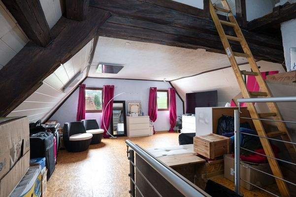 Dachgeschoss / ausbaubar