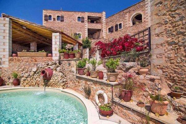 Villa For Sale in Samonas village 1.jpg