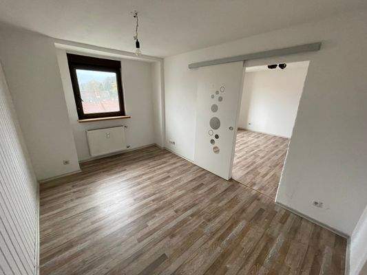 Arbeitszimmer / Durchgangszimmer
