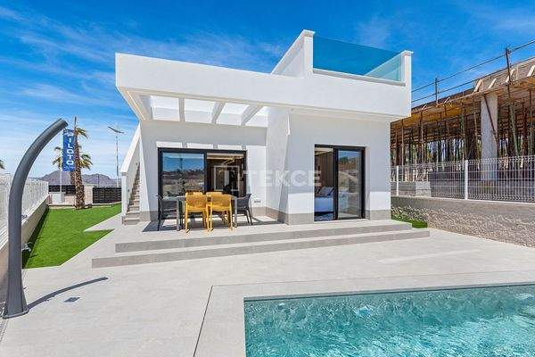 Contemporary Detached Bungalow Style Villas in Algorfa Alicante