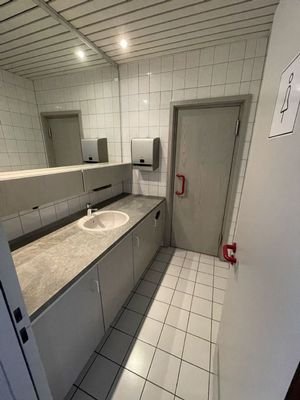 Sanitäre Anlagen Büroflächen 1. Obergeschoss