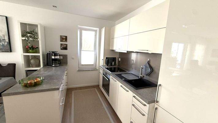 hochwertige Einbauküche