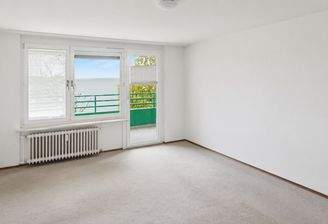 Wohn- und Schlafzimmer